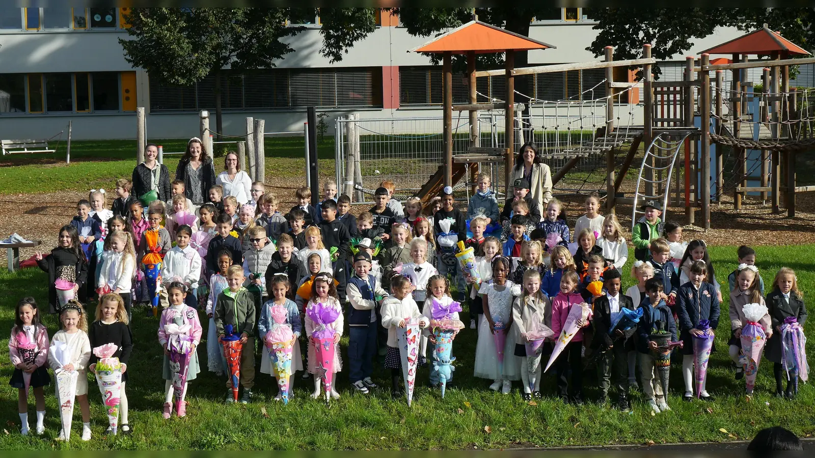 Erster Schultag 2025 an der Barbara-GS (Bild: Stefan Kick)