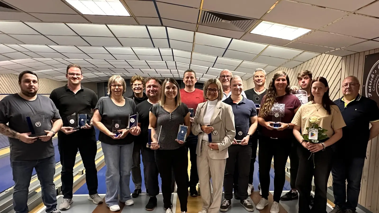 Siegerehrung der Kegelstadtmeisterschaft in Waldsassen. (Bild: Patrick Ebert)