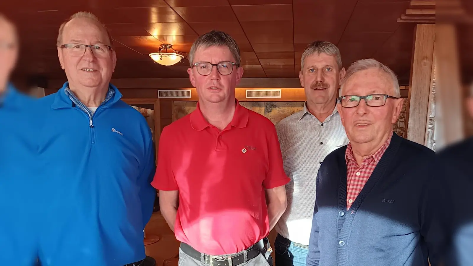 Bild: v. li. n. re. Johann Ludwig, Bernd Sperber (Auszeichnung 25 Jahre - Silber), Georg Schmid (Auszeichnung 30 Jahre – Gold), Reiner Pickel (Bild: Daniela Ludwig)