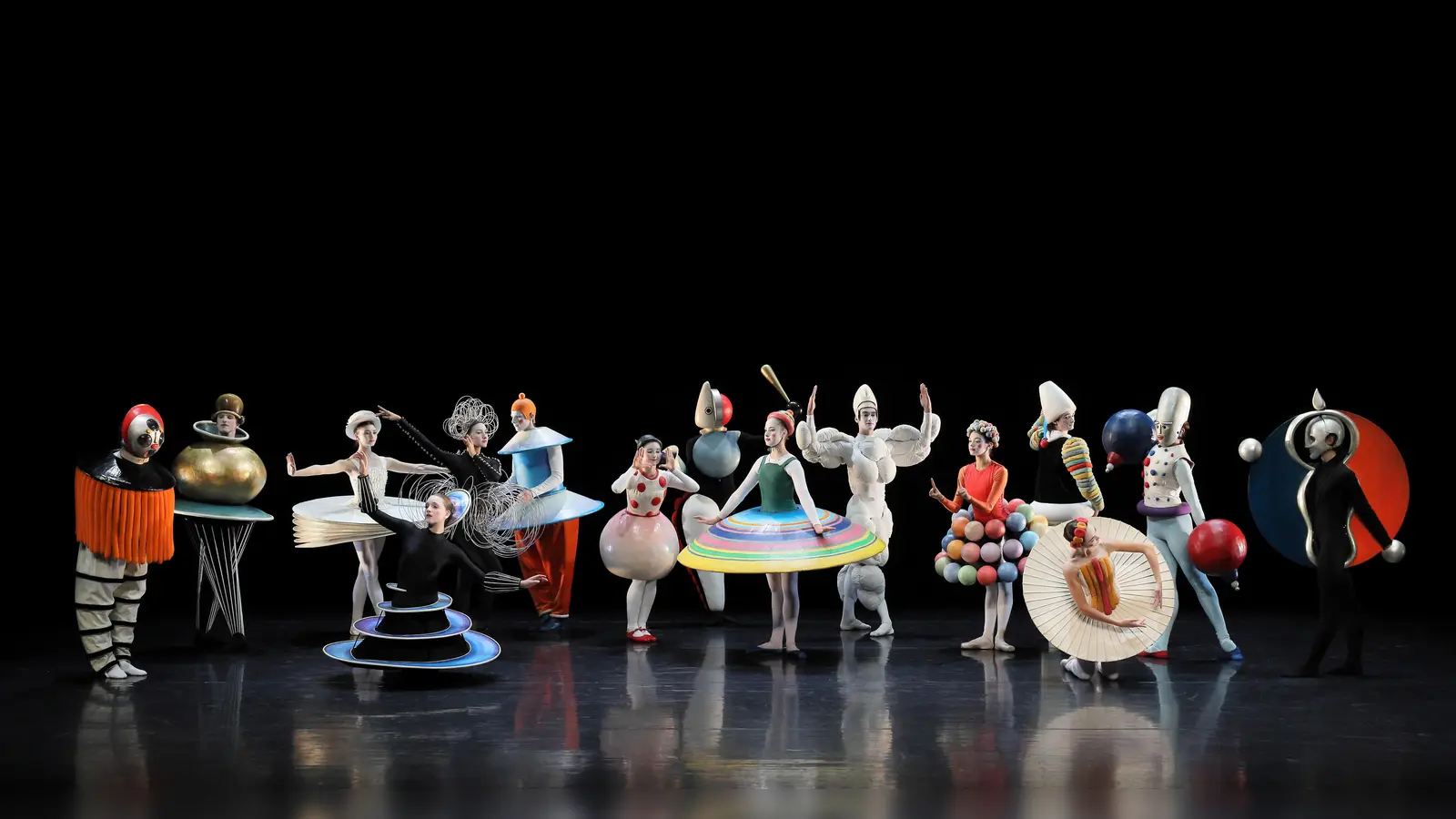 Bayerisches Juniorballett München (Bild: Marie-Laure Briane)