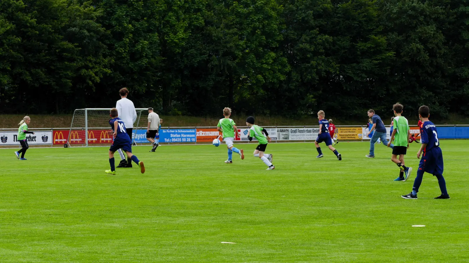 Im Rahmen des Grundschulwettbewerbs Fußball wurde der Schulmeister im Landkreis ermittelt. (Bild: Karin Zimmermann)
