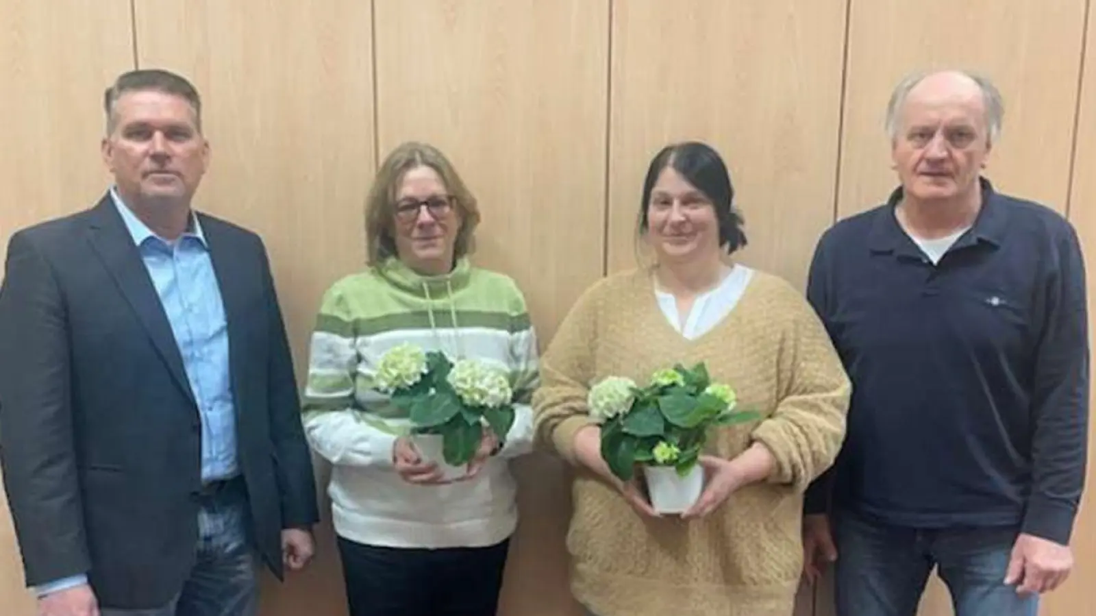 Auf dem Foto von links nach rechts: Rudolf Kreuzer, Christiane Faget-Malzer, Stefanie Schnurrer, Helmut Thanner. (Bild: Sabine Schönberger)