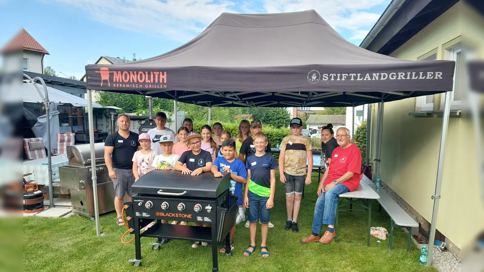 Begeisterte Kinder beim Ferienprogramm bei den Stiftlandgrillern. (Bild: Karsten Heßing)