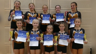 Die Kemnather Turnerinnen freuten sich über ihre Platzierungen beim Bayernpokal Gauentscheid. (Bild: Larissa Wegmann)