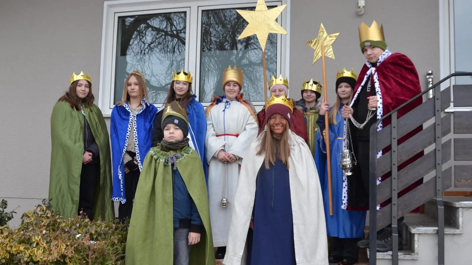 Die Sternsinger der Ortschaften Heumaden und Ödbraunetsrieth sammelten Spenden für das Kindermissionswerk nach dem Motto: „Sternsinger gegen Kinderarbeit“. (Bild: Peter Garreiss)
