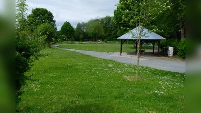 Ein idealer Veranstaltungsort, auch und gerade für die Abhaltung von Aufführungen im Rahmen der Sommerserenaden ist die Freizeitanlage „Mühlpaint“ an der Flossenbürger Straße/Schulweg. (Bild: Fred Lehner)