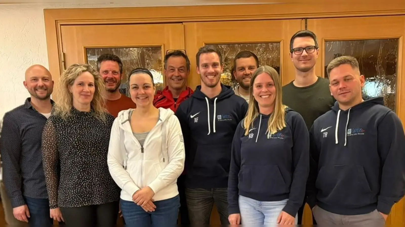 Die Vorstandschaft des Etzenrichter Tennisclubs freut sich schon auf die kommende Saison. (Bild: Stefan Moos)