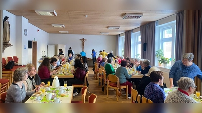 Der Frauenbund freute sich über die vielen Gäste beim Frühstück. (Bild: Sonja Sczech)