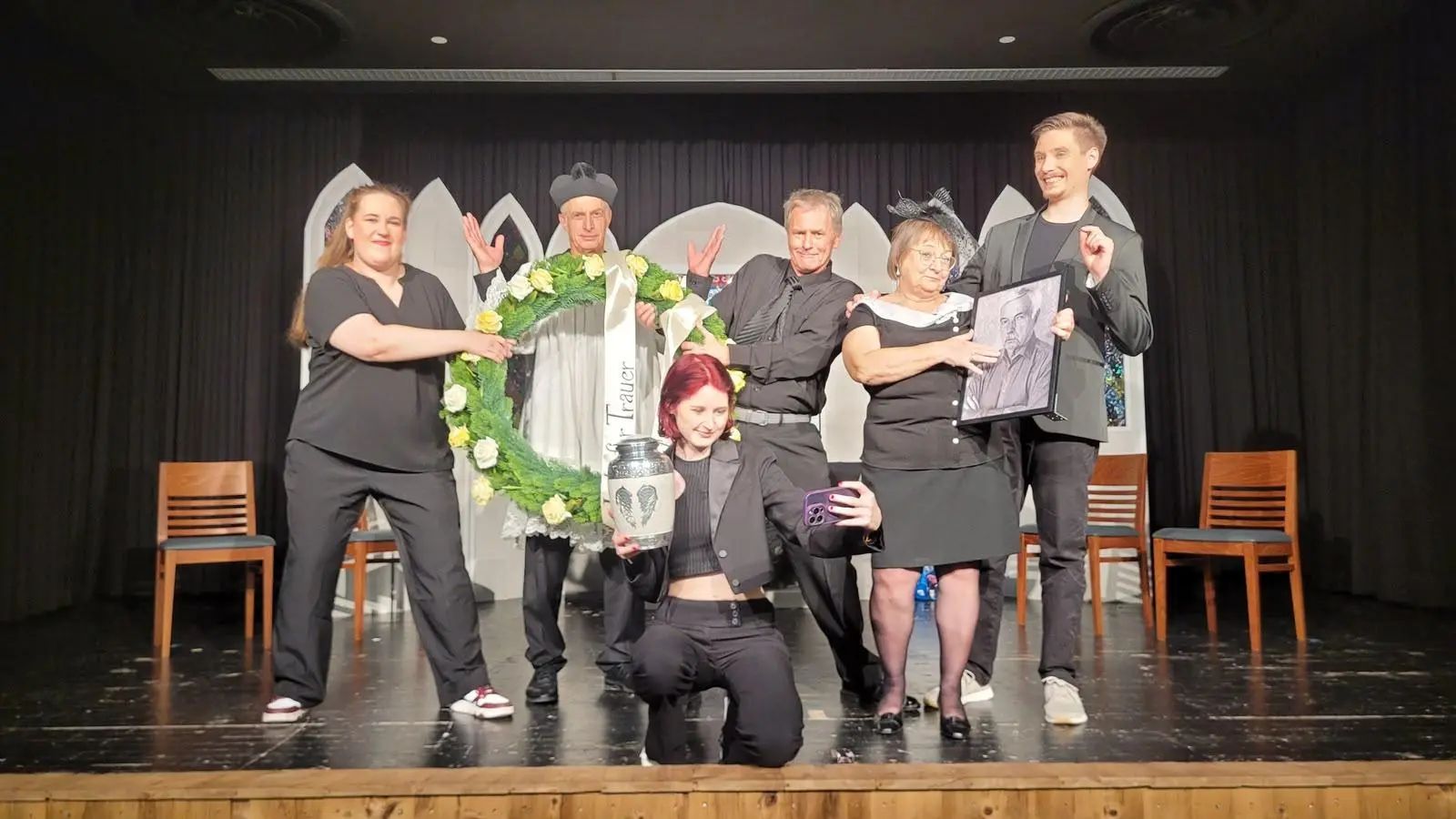 Eindrücke aus der OVIGO-Produktion „Kalter weißer Mann“. (Bild: Florian Wein / OVIGO Theater)