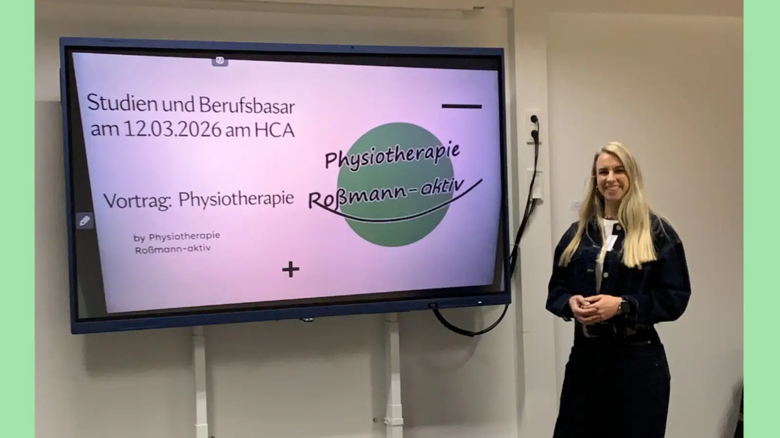 Simone Roßmann bei der Vorstellung des Berufsbildes des Physiotherapeuten. (Bild: Franziska Müller)