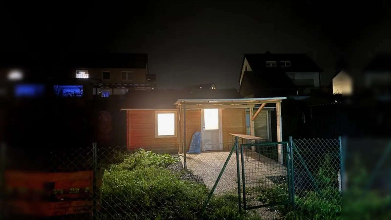 Es brennt noch Licht (Bild: Hubert Schmidt)