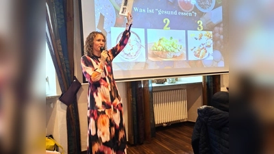 Theresa Schwab, Expertin für ganzheitliche Frauengesundheit (Bild: Gabriele Schwindl)