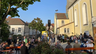 Imbiss im Kirchenpark (Bild: Holger Popp)
