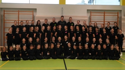 Gruppenbild großer Trainingstag (Bild: Laura Kledtke)