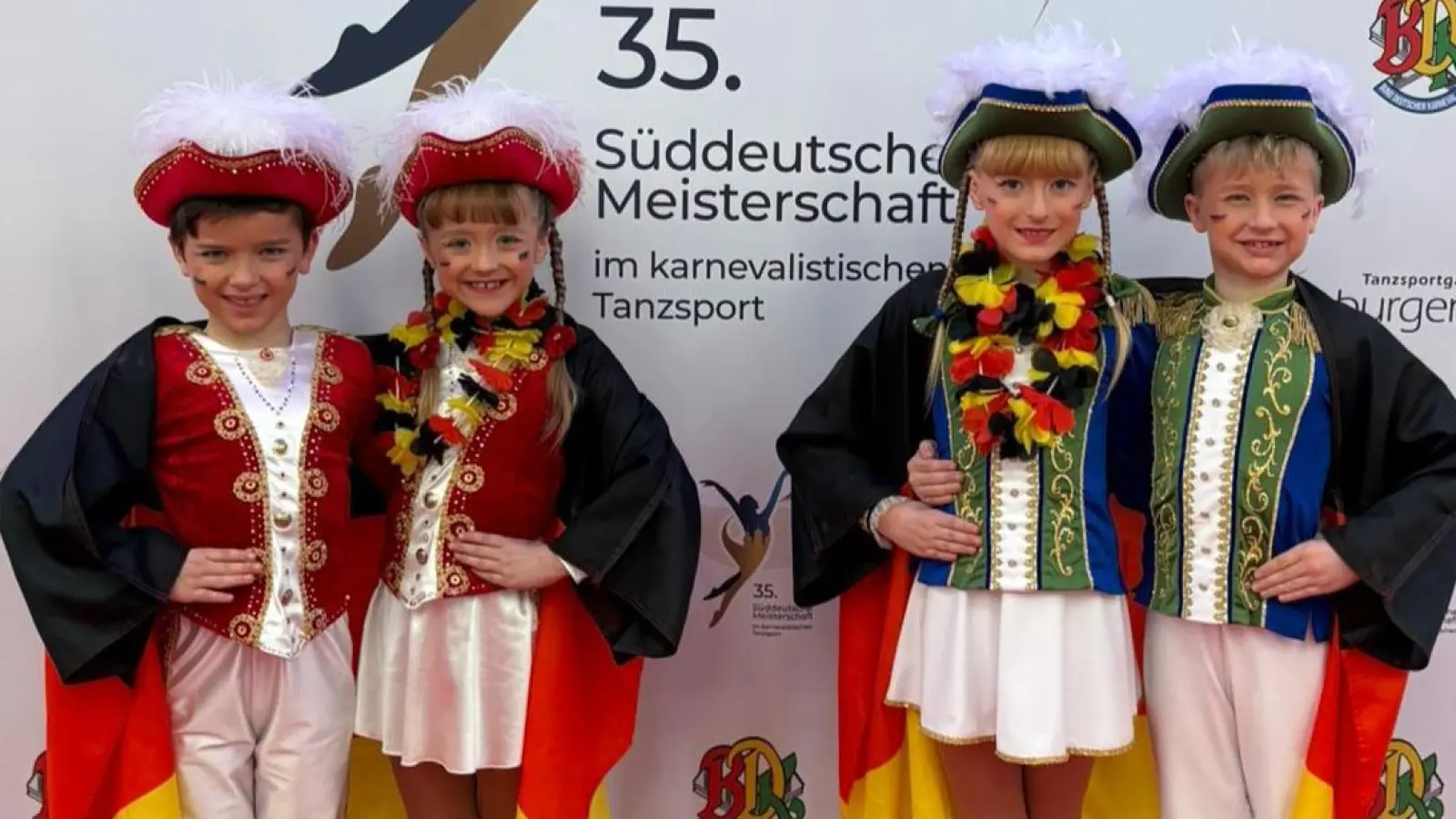 Tanzpaar Ella Tragl und Elias Gerold (links); Tanzpaar Victoria Brunner und Lennox Schulze (rechts). (Bild: Sandra Panitzek)