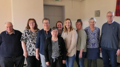 Der neu gewählte Vorstand des OV Grafenwöhr.<br>von links:Mark Gerhard, Charlotte Goller, Sabine Rahn, Viola Bock, Waltraud Balk, Bettina Strohmeier, Katharina Glas, Doris Sölch, rudolh Haupt (Bild: Rudolf Haupt)