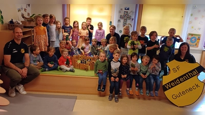 Spende sorgt für viele strahlende Gesichter (Bild: Rohrwild Nicole)