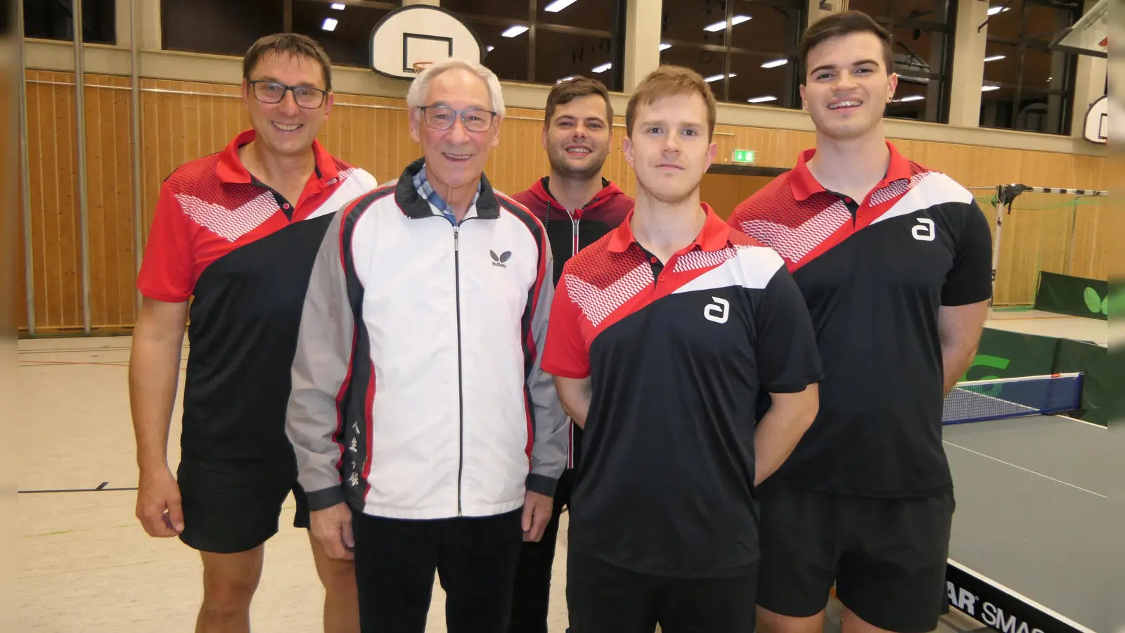 Teilnehmer der Meisterschaften (von links): Michael Eckl, Johann Steger, Dominik Prunhuber, Albin und Nico Troglauer. (Bild: Michael Hösl)