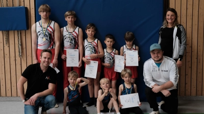 Die Turner der Turngemeinschaft Tirschenreuth beim Gauliga-Cup in Amberg. (Bild: Luca Frank)