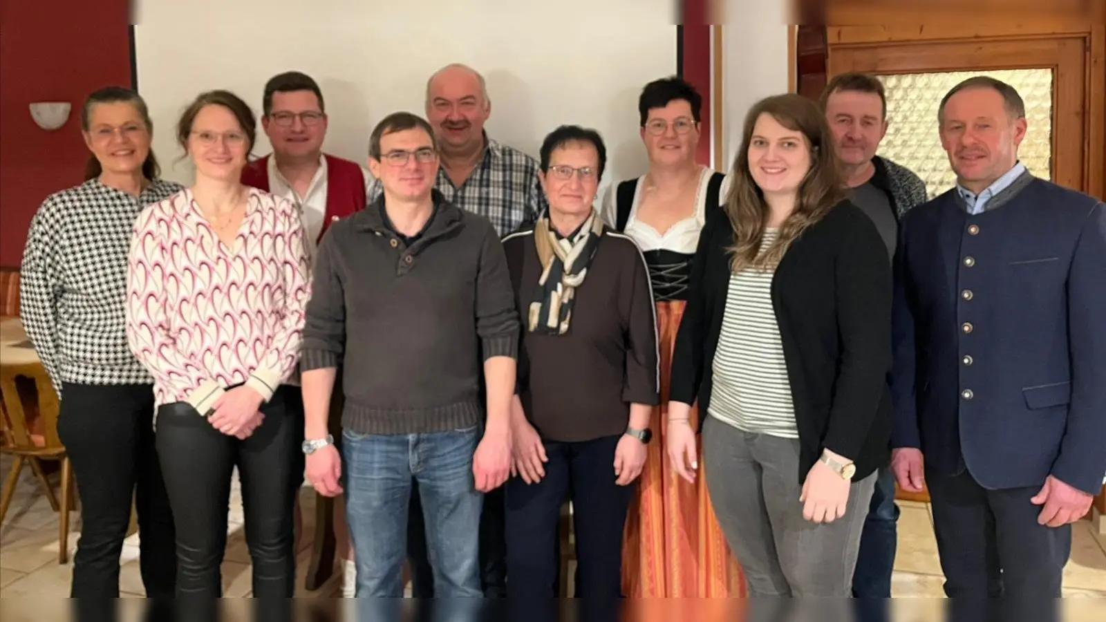 Die neu gewählte Vorstandschaft des Musikvereins Gleiritsch. (Bild: Christine Sandmann)