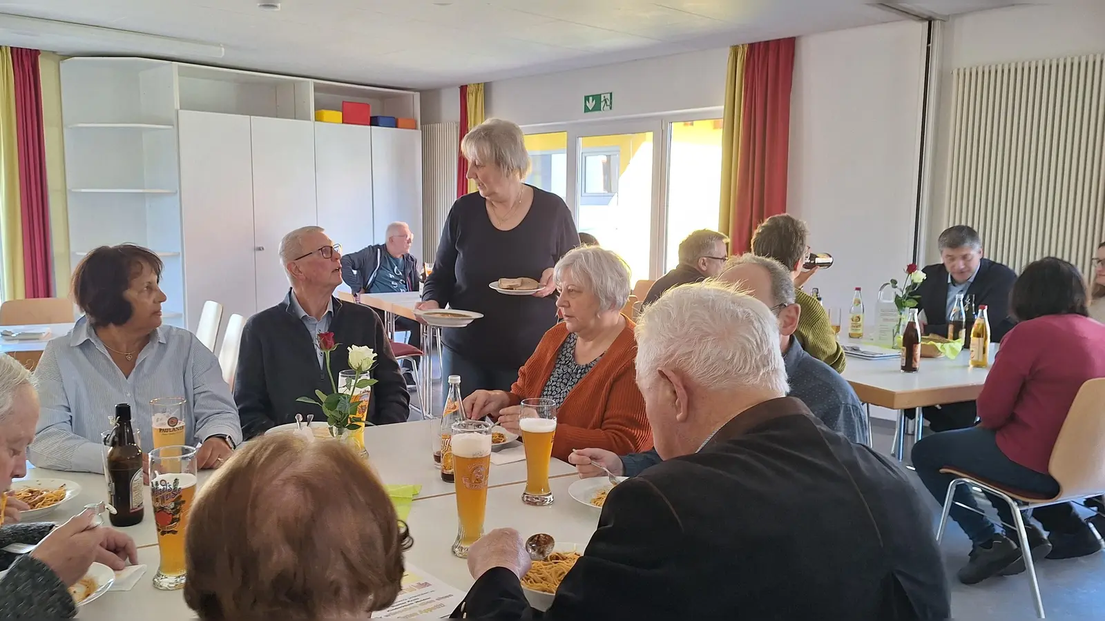 Im Pfarrheim von Bechtsrieth wurde bewiesen: Fasten muss nicht nach Verzicht schmecken – sondern kann nach Suppe, Nudeln und Nächstenliebe duften.  (Bild: Alfred Wulfänger)