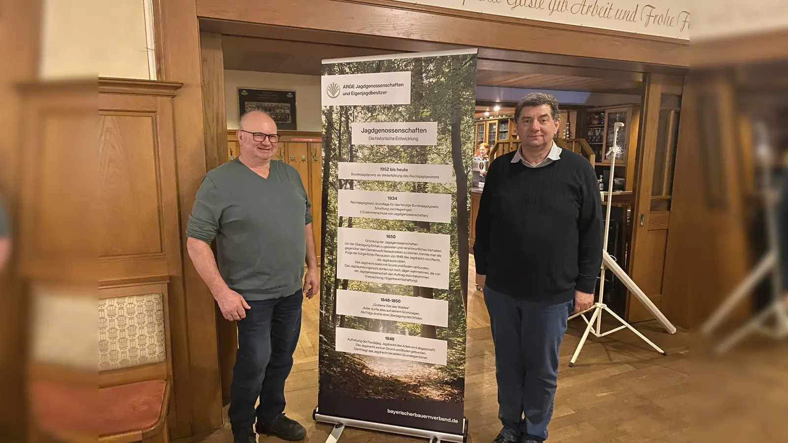 Referent Norbert Böhmer (li) und Sprecher der ARGE Jagd Ernst Utz. (Bild: Simon Lösch )