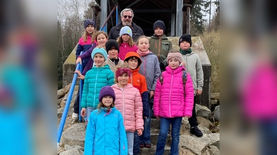 Gemeinsame Wanderung am Perlsee (Bild: Susanne Moos)