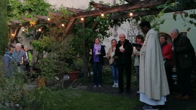 Hildegardis-Vesper im Kräutergarten (Bild: Anita Hartmann)