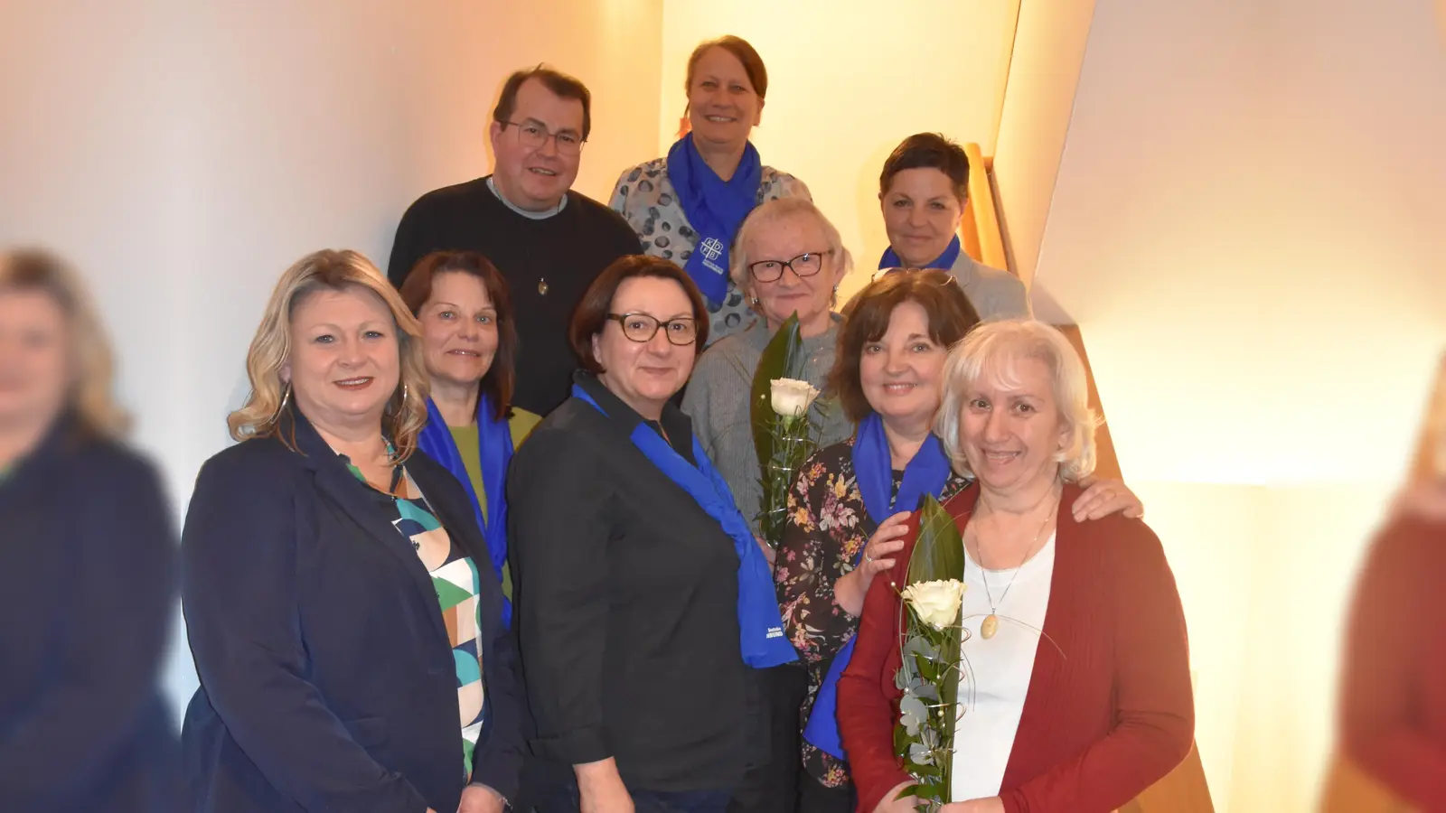 von links hinten: Hr.Pfr. Hausmann, Schatzmeisterin Barbara Ehbauer, Franziska Güthlein vorne von links: Diözesanvorsitzende Kerstin Aufschneider, Petra Rupp, Irmgard Lehmeier, Jubilarin Marianne Reiser, Simone Hoppe und Jubilarin Karin Kellner (Bild: Lydia Kopp)