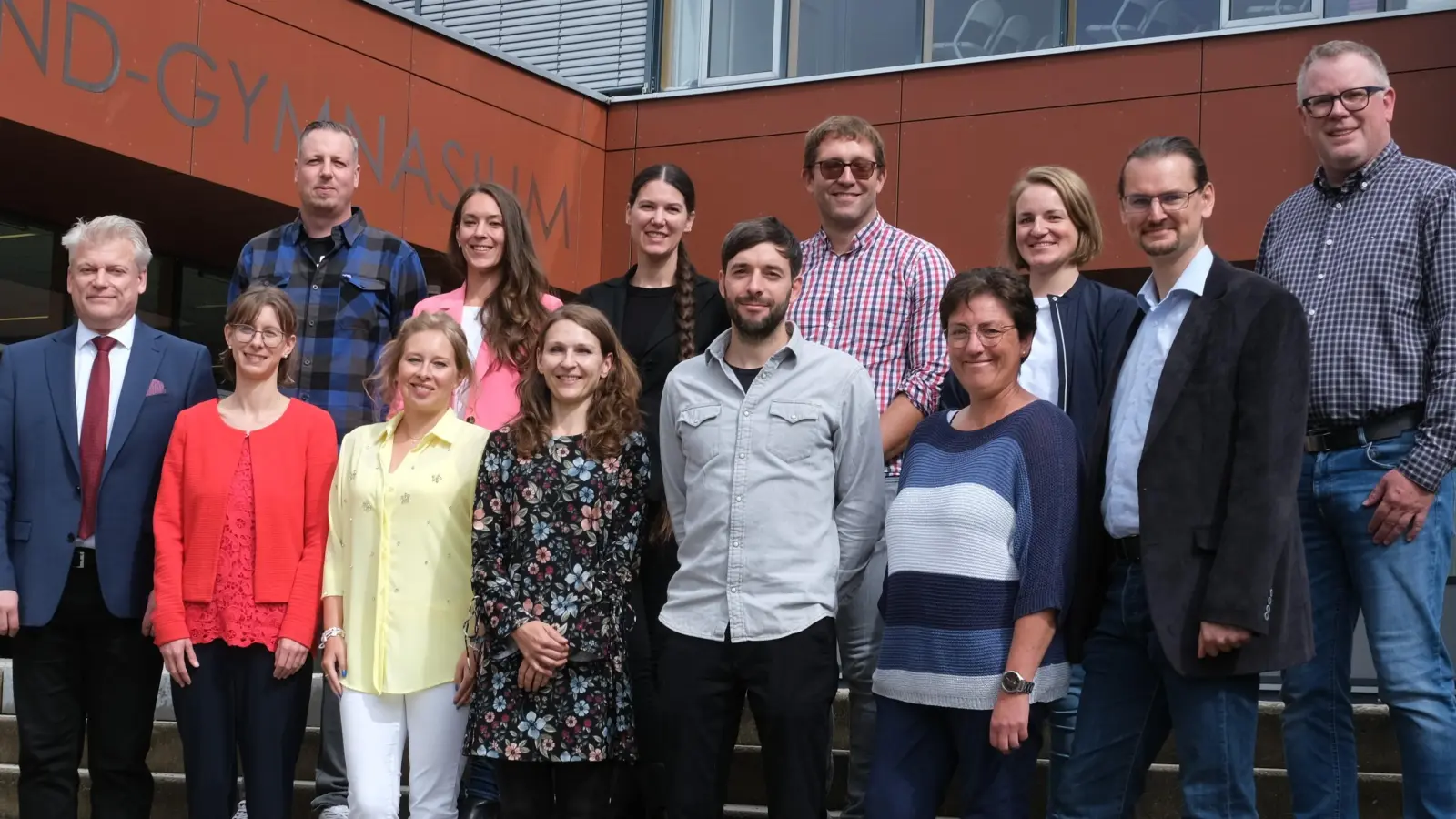 Die neuen Lehrkräfte am Stiftland-Gymnasium (Bild: Klaus Schoefl)