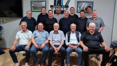 Der Verwaltungsrat der Spvgg SV Weiden mit Vorsitzenden Lothar Höher. Foto: Reiner Nachtigall (Bild: Dagmar Nachtigall)