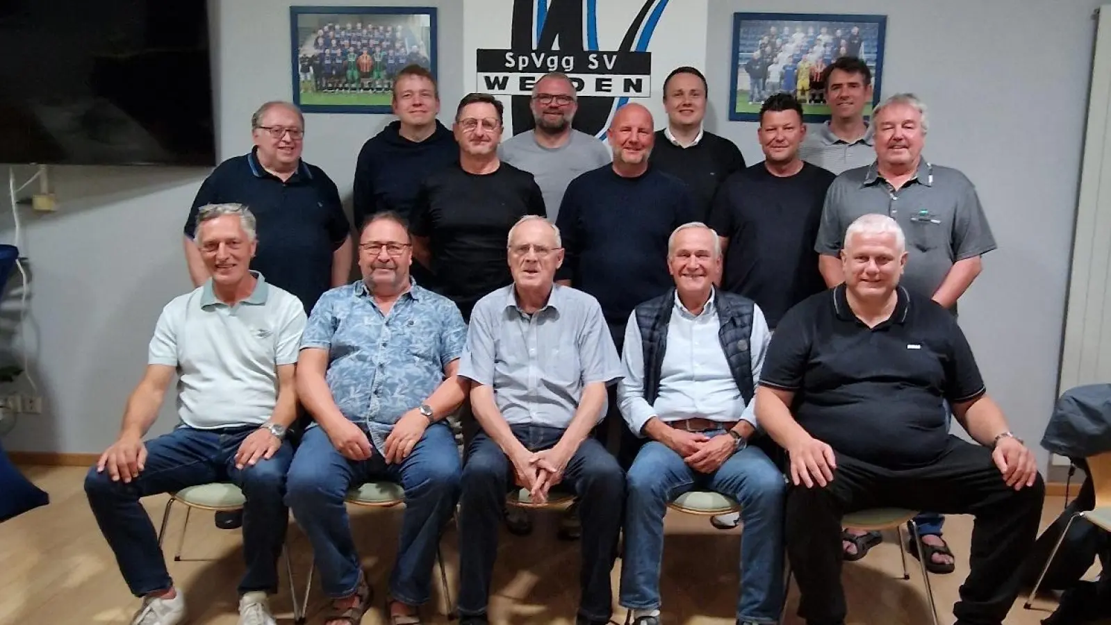 Der Verwaltungsrat der Spvgg SV Weiden mit Vorsitzenden Lothar Höher. Foto: Reiner Nachtigall (Bild: Dagmar Nachtigall)
