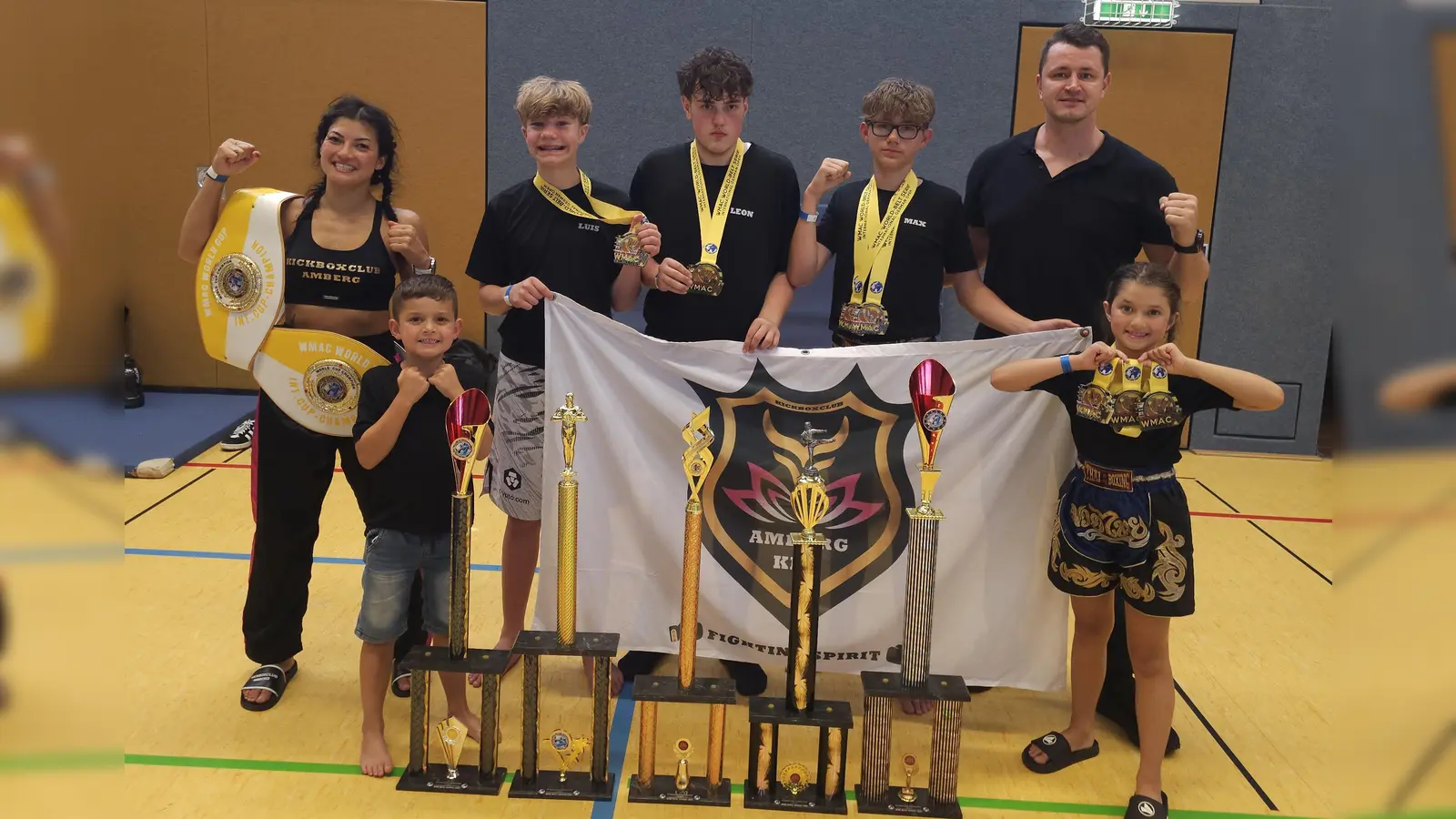 v.l. Jenny Wurster, Leon Wurster, Luis Müller, Leon Hovhannisyan, Max Fizia, Erich Aul, Mila Wurster (Bild: Jenny Wurster)