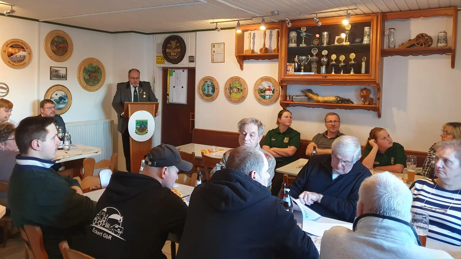 Zweiter Vorsitzender Günter Kraus bei der Jahreshauptversammlung des Schützenvereins Ringelstein Ottengrün. (Bild: Ramona Ulrich/Schützenverein Ringelstein/exb)