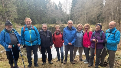 Die Genusswanderer des FGV Neusorg bei ihrer ersten Tour in 2026. (Bild: Joachim Weiß)