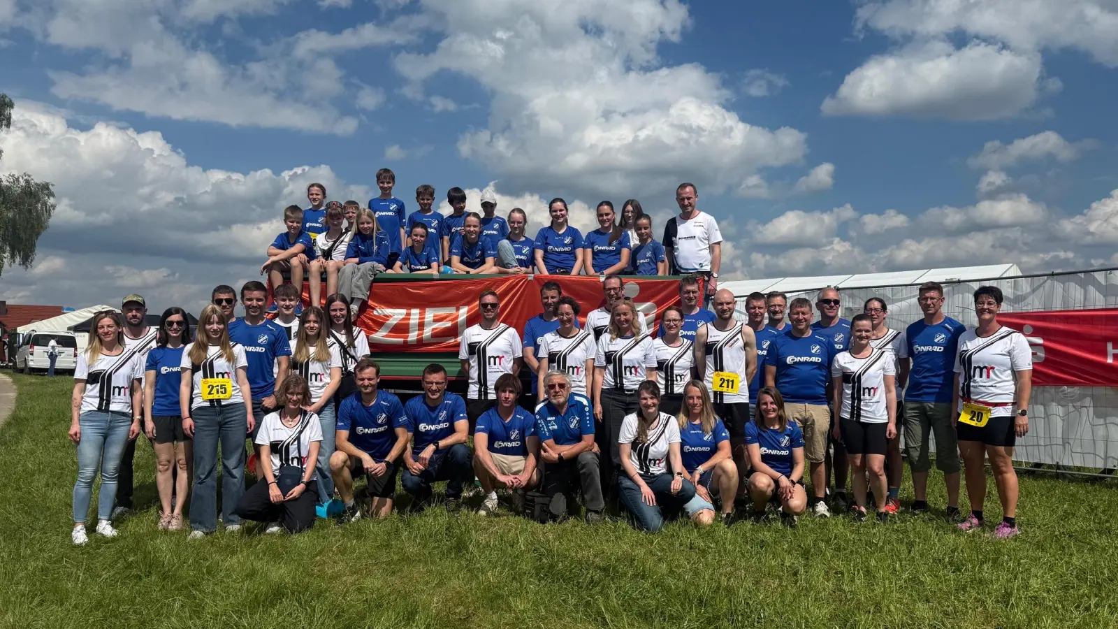 die Läufer/-innen des SV Illschwang beim Landkreislauf 2026 (Bild: Sandra Forster)