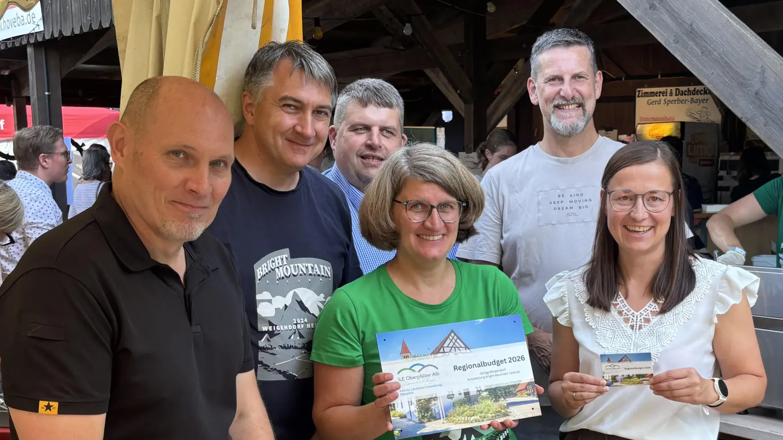 (V.l.:) Bruno Heindl, Marco Schwab, Dieter Dehling, Melanie Schmidt, Roman Berr, Veronika Schmalzl. (Bild: Thilo Klug)