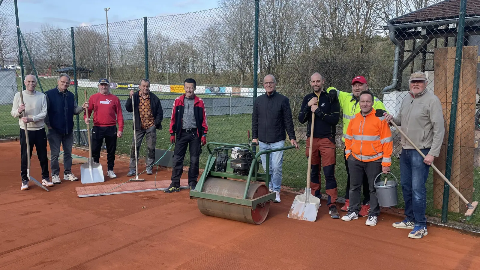 Viele Hände – schnelles Ende (Bild: Herbert Wagner)
