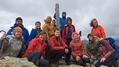 Auf dem Gipfel der Halslspitze (2574m) (Bild: Doris Reil)