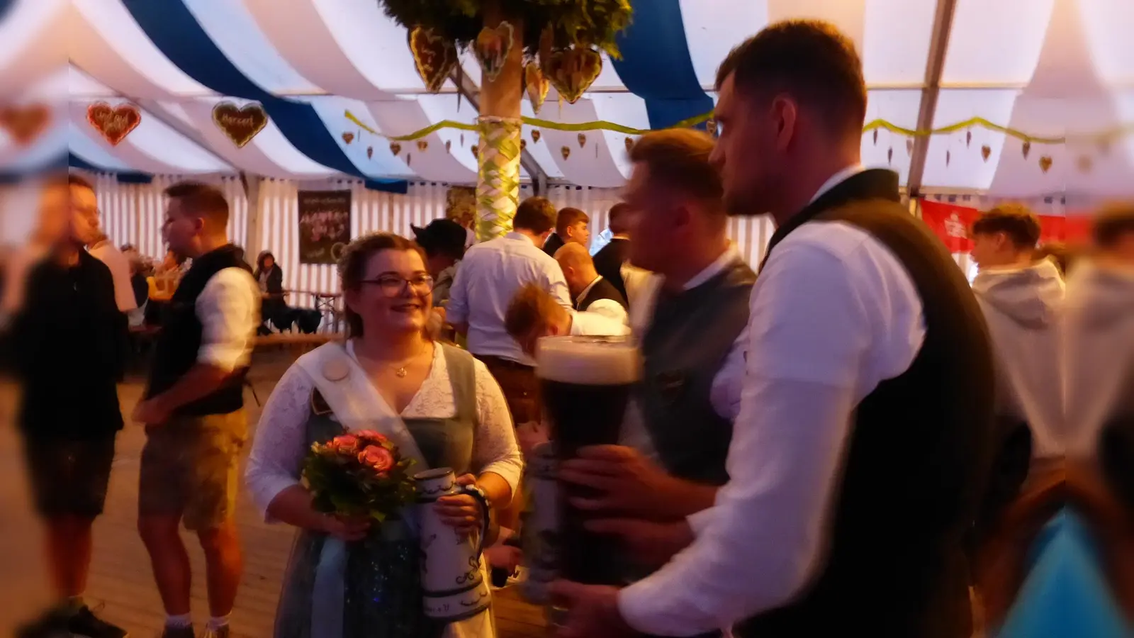 Gratulation zum OKP (Bild: Hans Meißner)