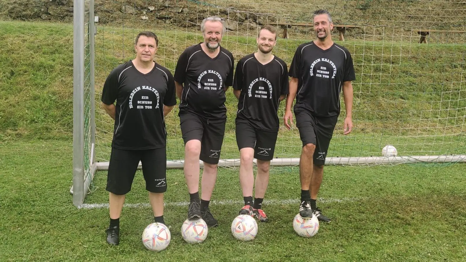 Mannschaft Holzbein Kaltental von li. nach re: Kleber Josef, Kraus Ludwig, Kraus Fabian, Bolz Thomas (Bild: Heike Kraus)