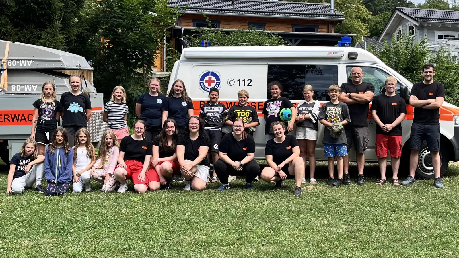 Gruppenbild aller Teilnehmer und Betreuer (Bild: Hannah Götz)