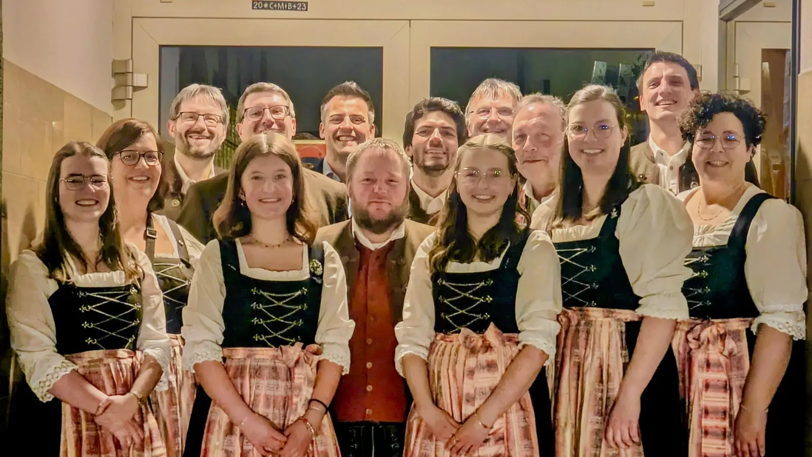 Die neue Vorstandschaft der Stadtkapelle Oberviechtach. (Bild: Julia von Koenen )