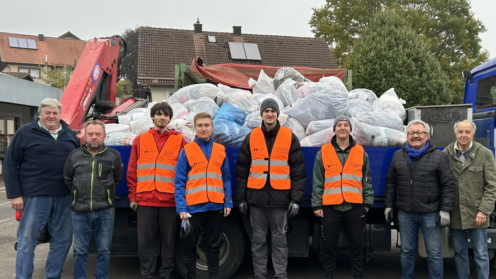 Helfer der Kleidersammlung (Bild: David Herrmann)