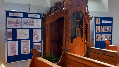 Schautafeln in der Kirche Miesbrunn. (Bild: Werner Reger)