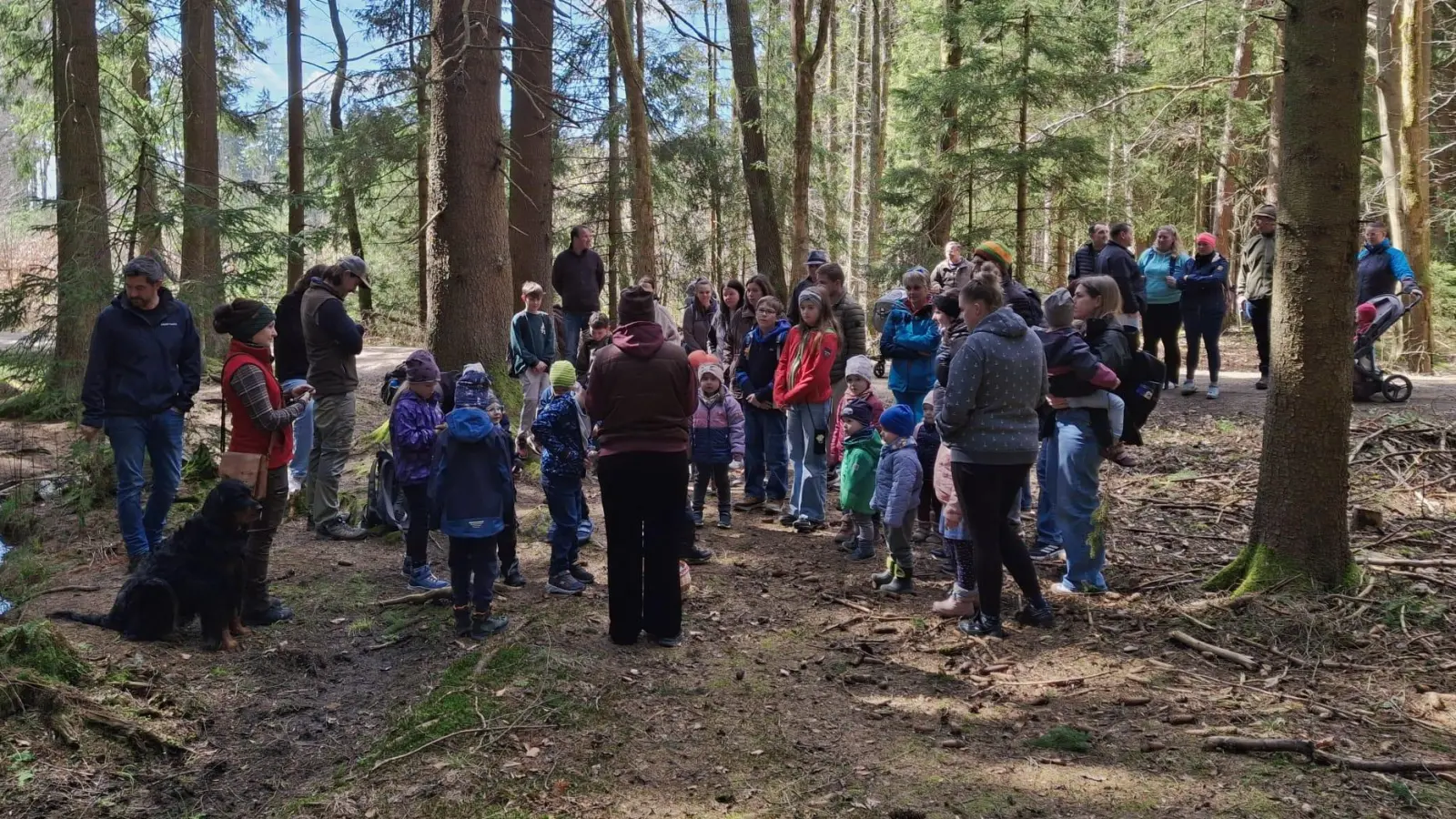 Osterwanderung des Gartenbauvereins.  (Bild: Christina Decker)