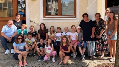 Spendenübergabe an „Ninos Freunde e.V.“. (Bild: Susanne Moos)