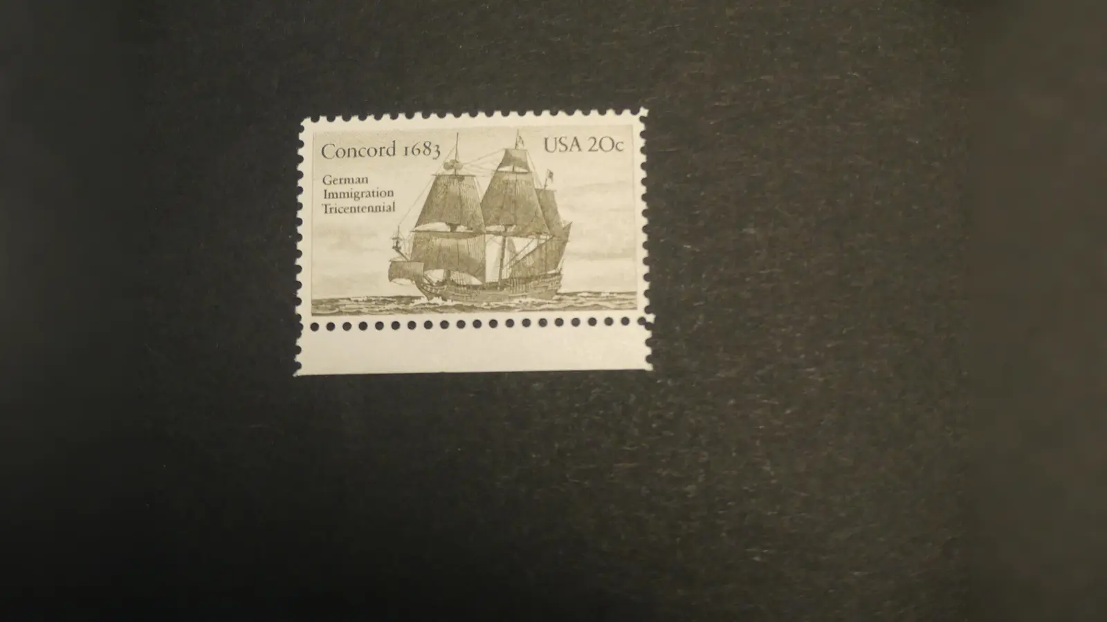 Mit einer Sondermarke erinnerte die US-Post an die Ankunft der ersten deutschen Einwanderer mit der Concord im Jahr 1683 (Bild: Walther Hermann)
