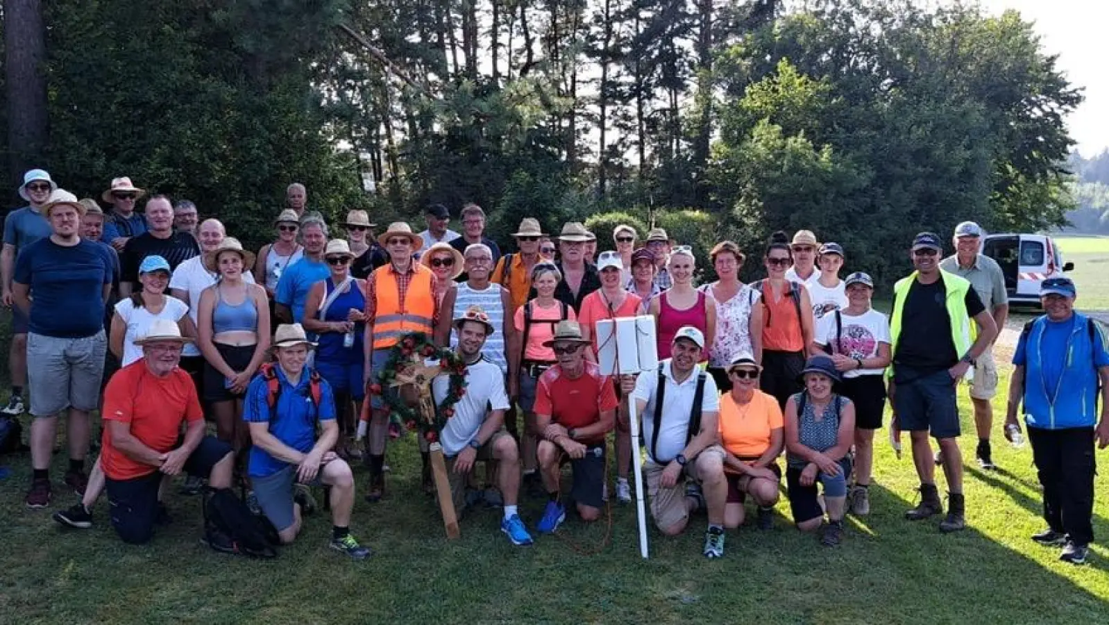 Die Pilger an der Habsbergwallfahrt. (Bild: Johann Bauer)