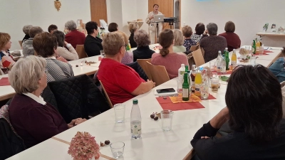 Kath. Frauenbund Waldthurn: Vortrag „Gesundheit beginnt im Darm”. (Bild: Agnes Härtl)